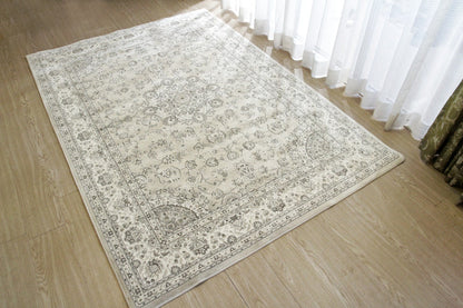 パレス Palace　ベルギー製モケット織りラグ　135×195cm ベージュ