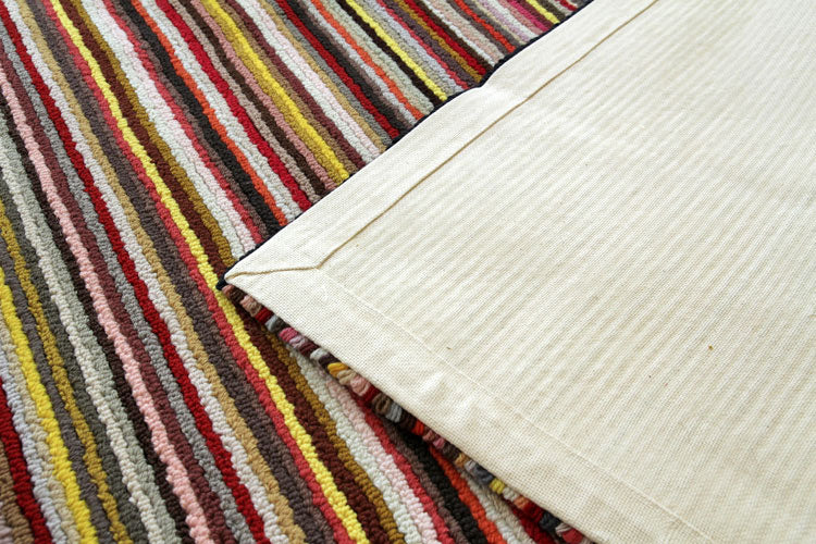 色彩　堺手刺し緞通　#027 140×200cm　裏面