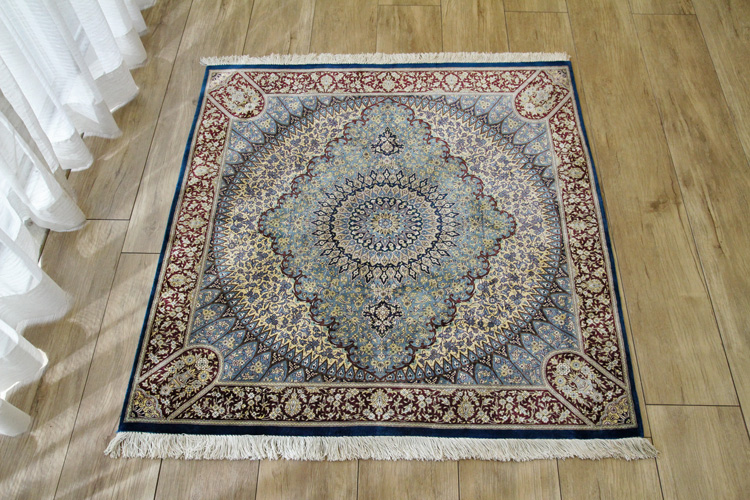 ペルシャ絨毯  クム産　シルク手織り  100×100cm　＃17412