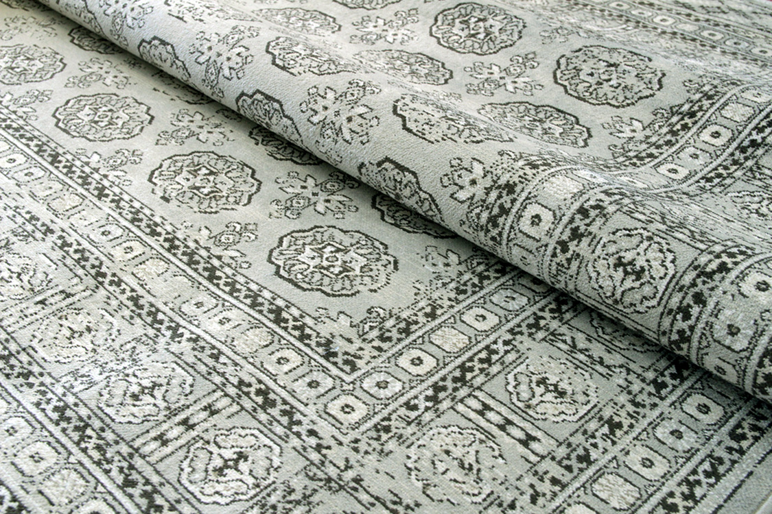 ブハラ Bukhara ベルギー製 モケット織りラグ　グレー